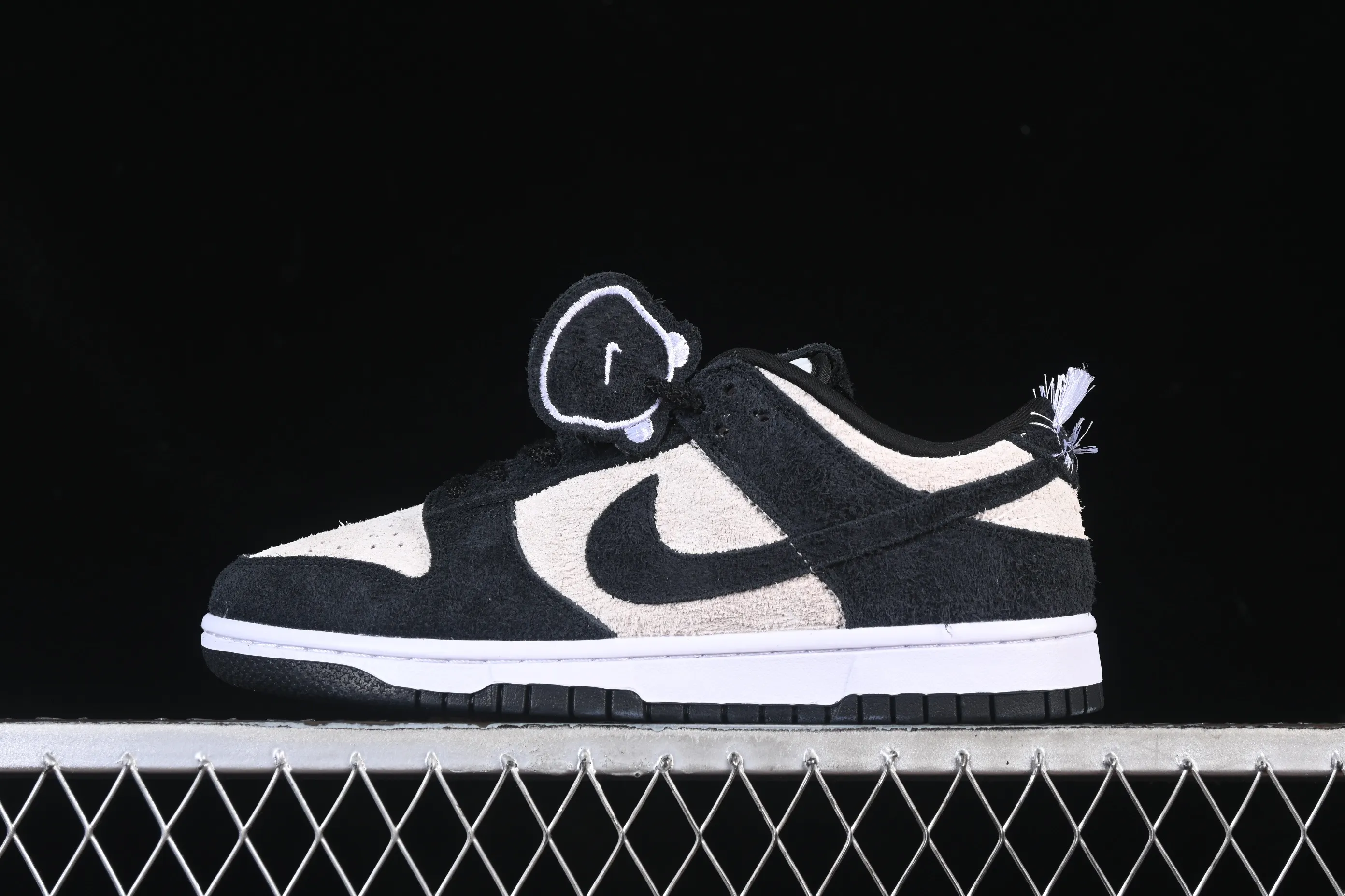 All categories Nk SB Dunk Series Nk SB Dunk Low low-top sneakers Nike Dunk Low "Panda" black and white panda low-top casual sneakers IB2990-100